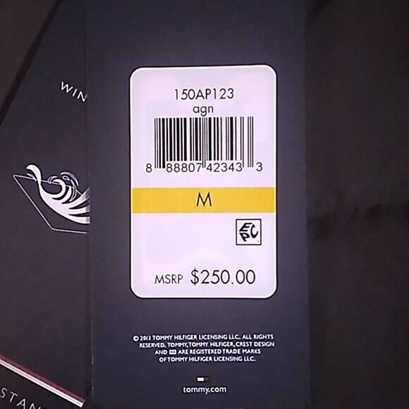 Tommy Hilfiger NWT Men's Sherba Lined Hooded Puffer Coat. Size Medium - Picture 16 of 16